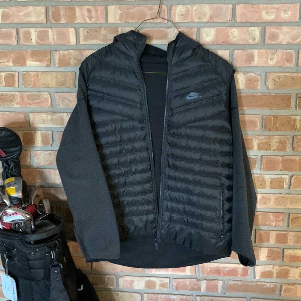Nike Tech Fleece Vest Jacket Size XL - No Tag